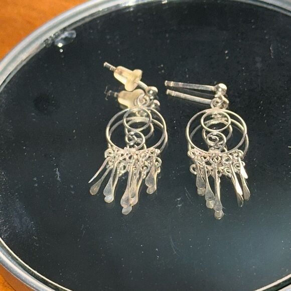 Small boho festival silver circle post drop earrings - Picture 1 of 4